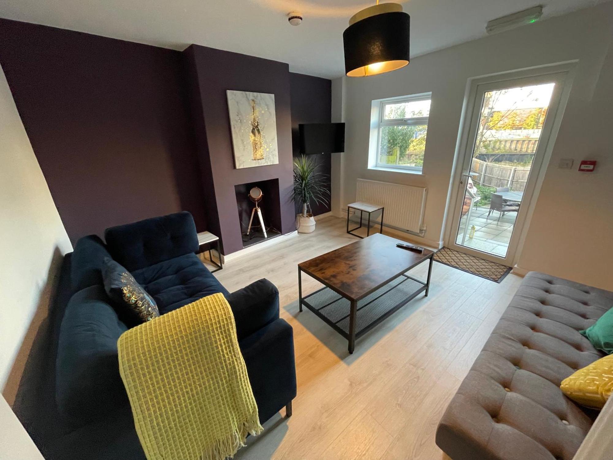 Rooms In City Centre House With Kitchen, Lounge, Garden อิปสวิช ภายนอก รูปภาพ