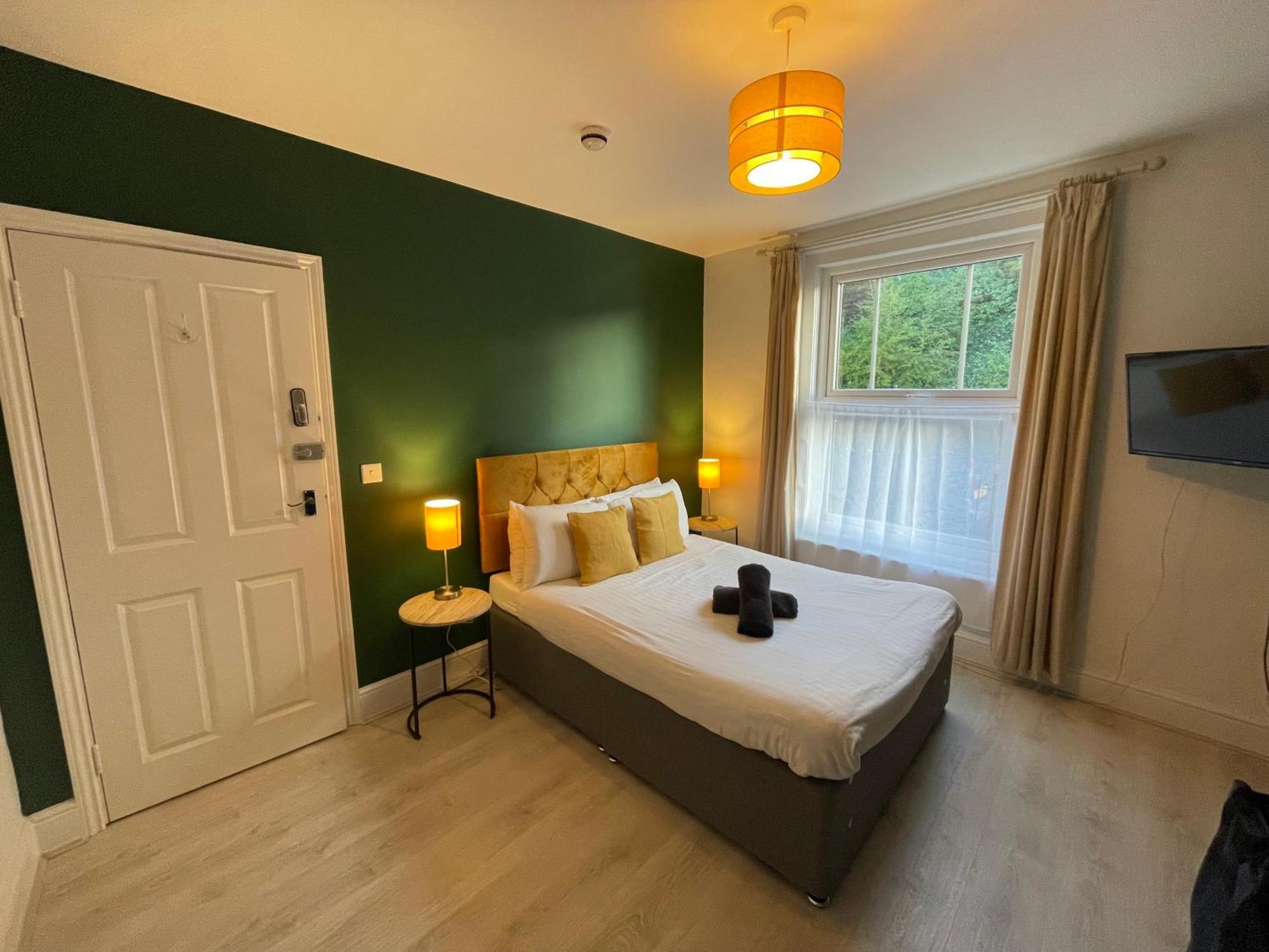 Rooms In City Centre House With Kitchen, Lounge, Garden อิปสวิช ภายนอก รูปภาพ